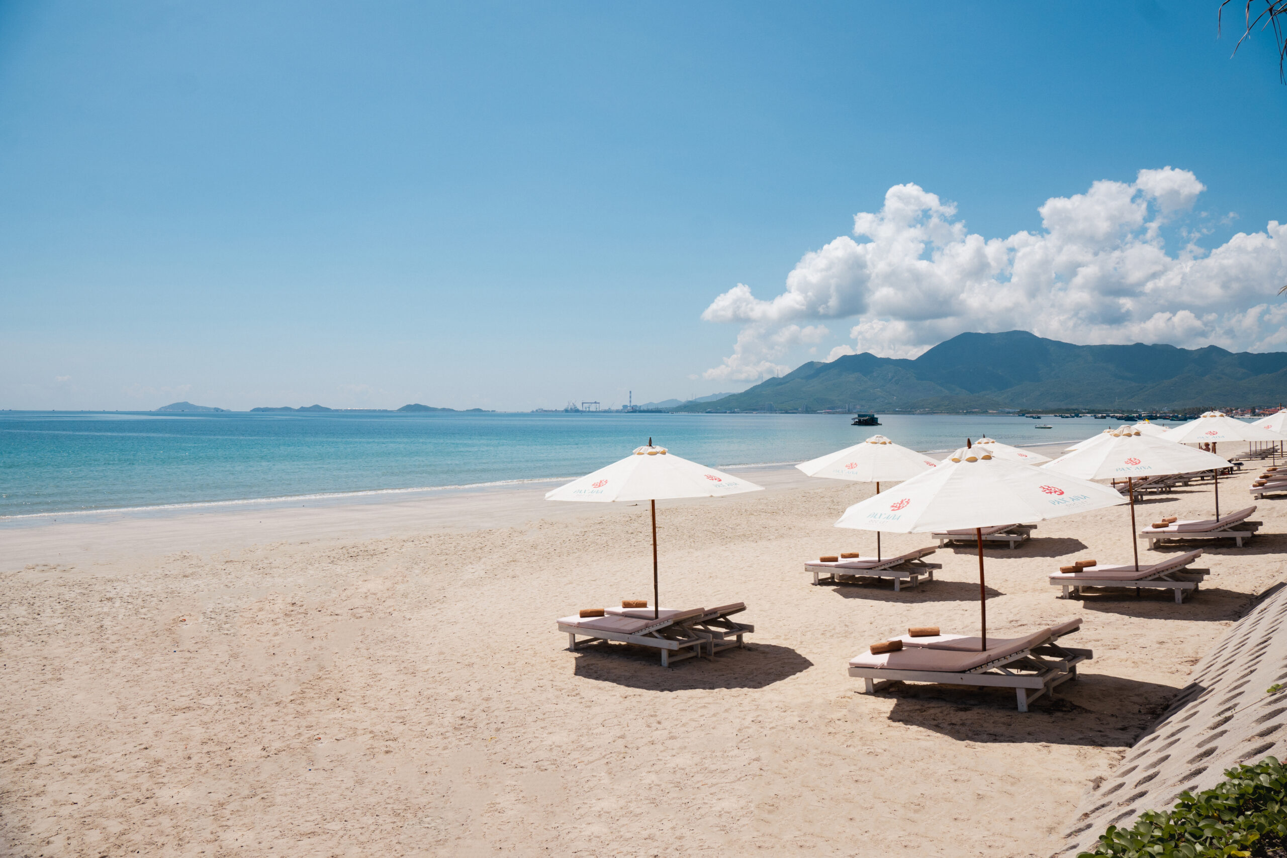 Pax Ana Doc Let Resort & Spa